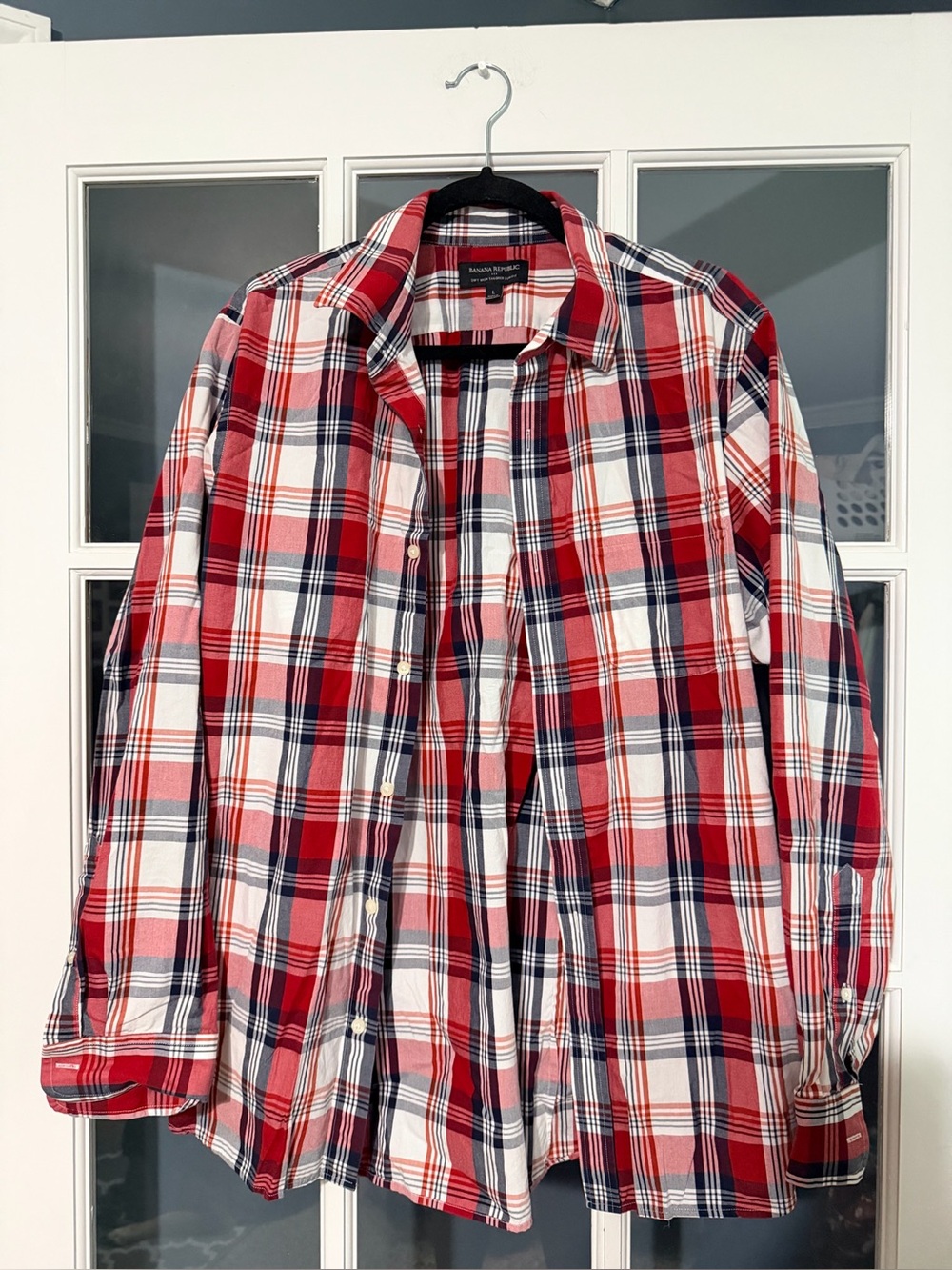 Banana Republic Men's Red, Navy & White Plaid Cotton Button-Down Shirt - Picture 1 of 3